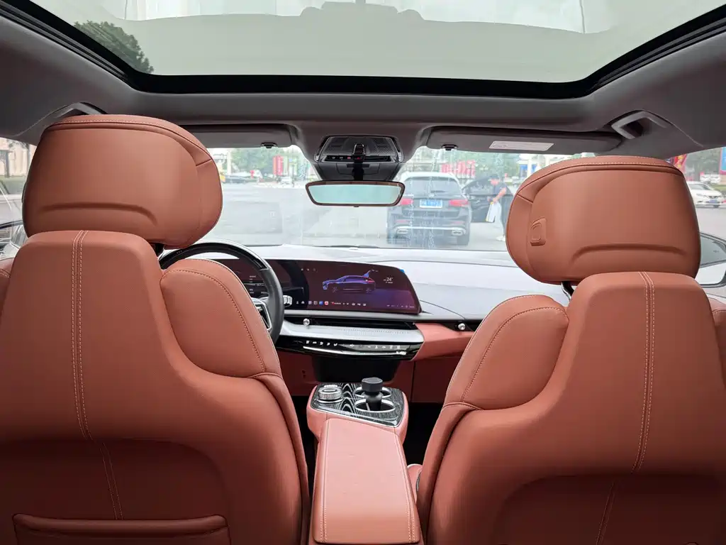Cadillac IQ — миниатюра 19