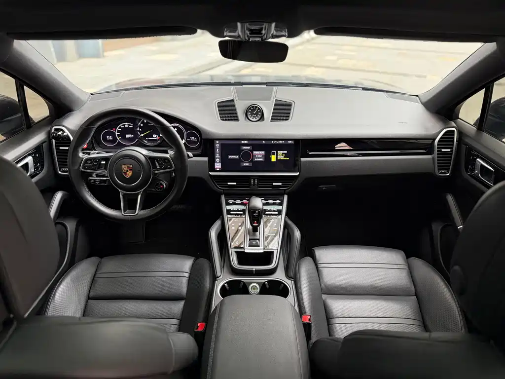 Porsche Cayenne Hybrid — миниатюра 5