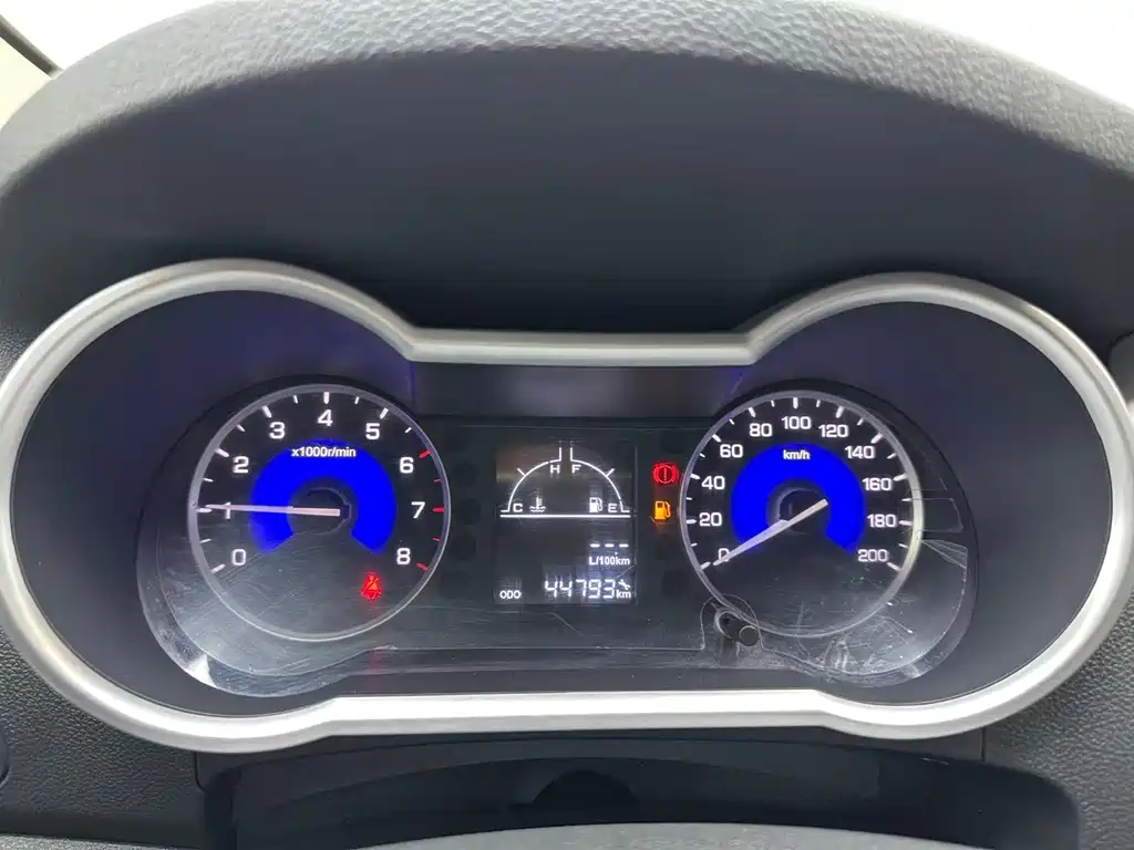 Dongfeng AX3 2016 1.5L MT