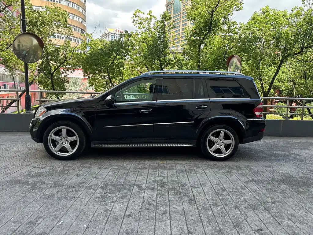 Mercedes-Benz GL-Class — миниатюра 14