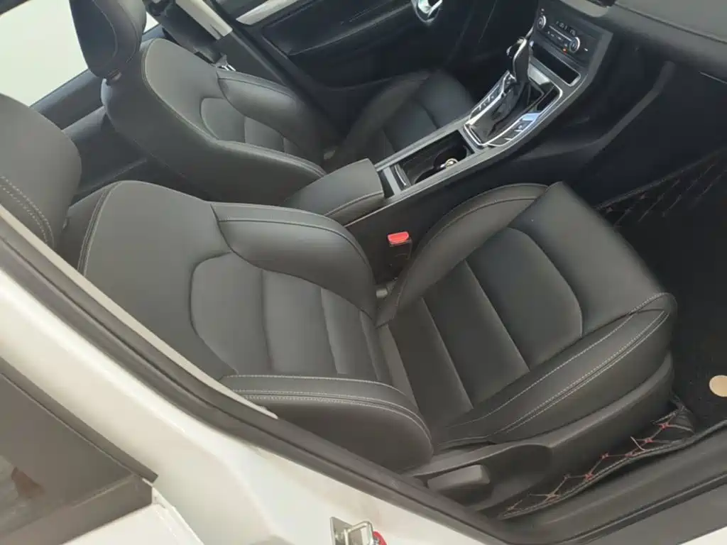 Geely Emgrand — миниатюра 25