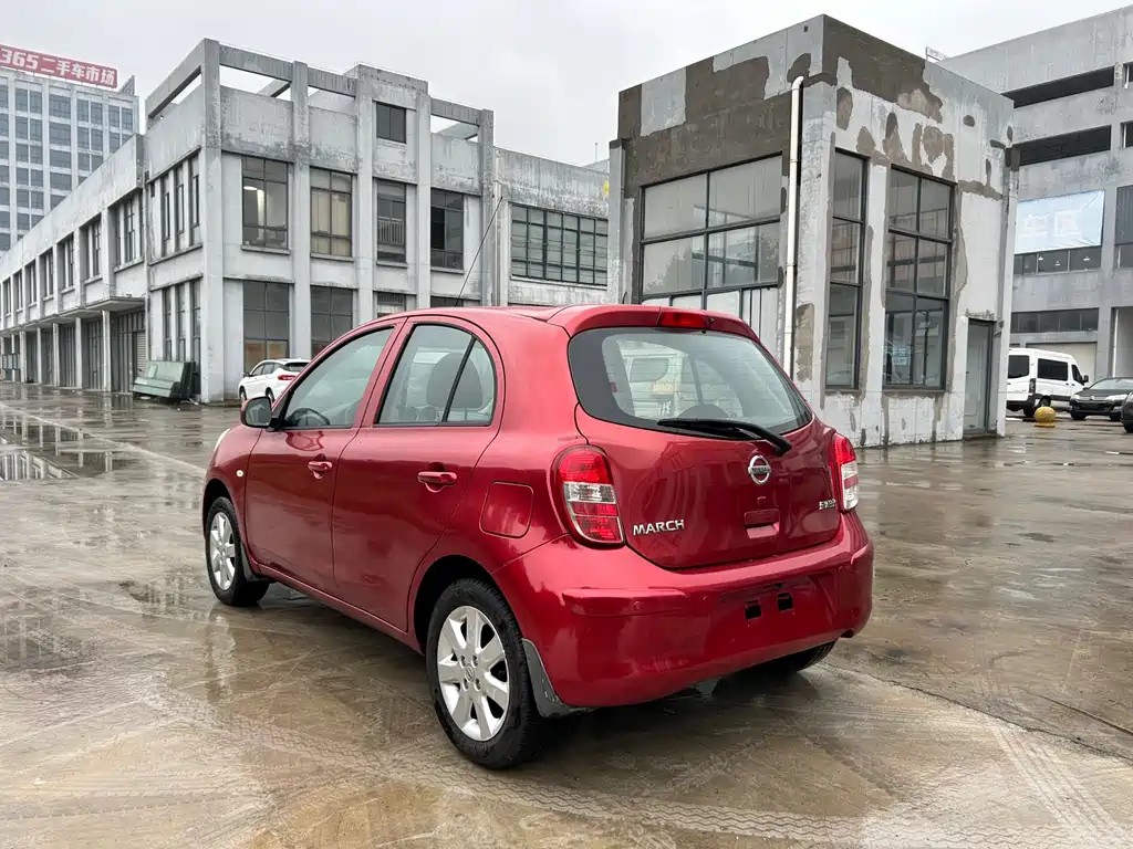Nissan March — миниатюра 4