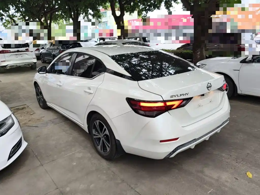 Nissan Sylphy — миниатюра 5