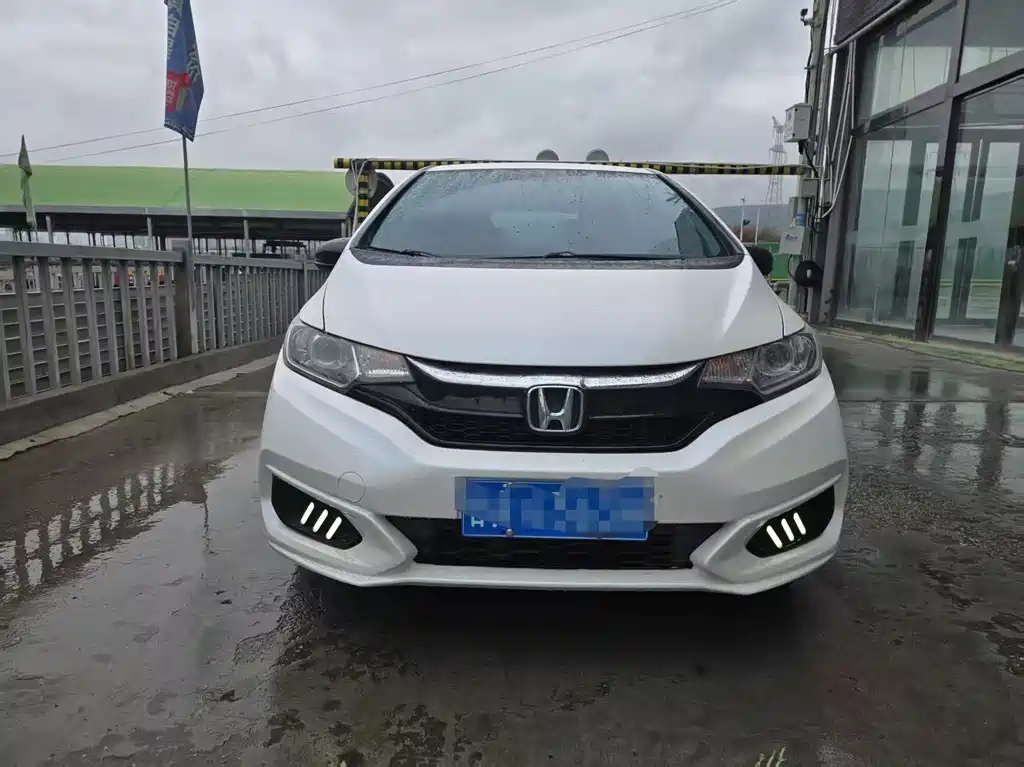 Honda Fit — миниатюра 2