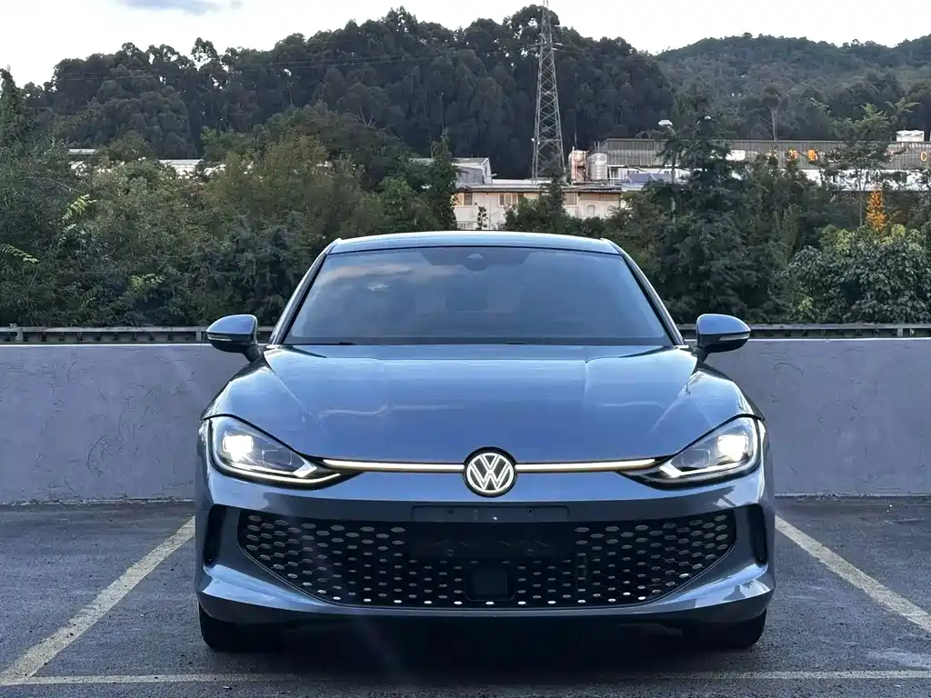 Volkswagen Lamando — миниатюра 2