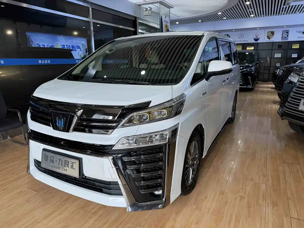 Toyota Vellfire — миниатюра 3