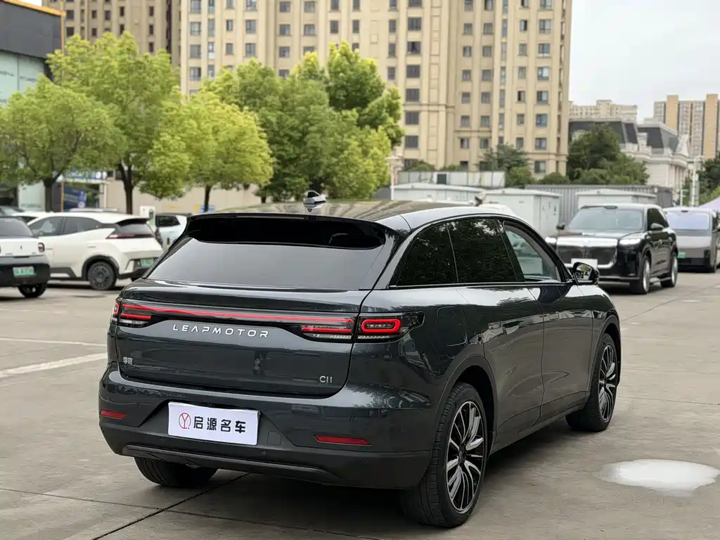 Leapmotor Leapmotor C11 — миниатюра 4