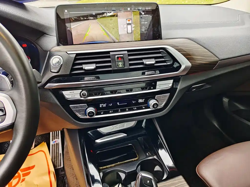 BMW X3 — миниатюра 9