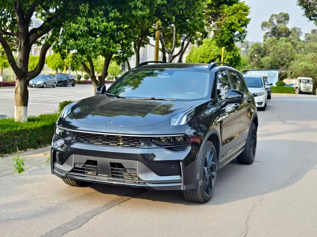 Lynk & Co 01 2023