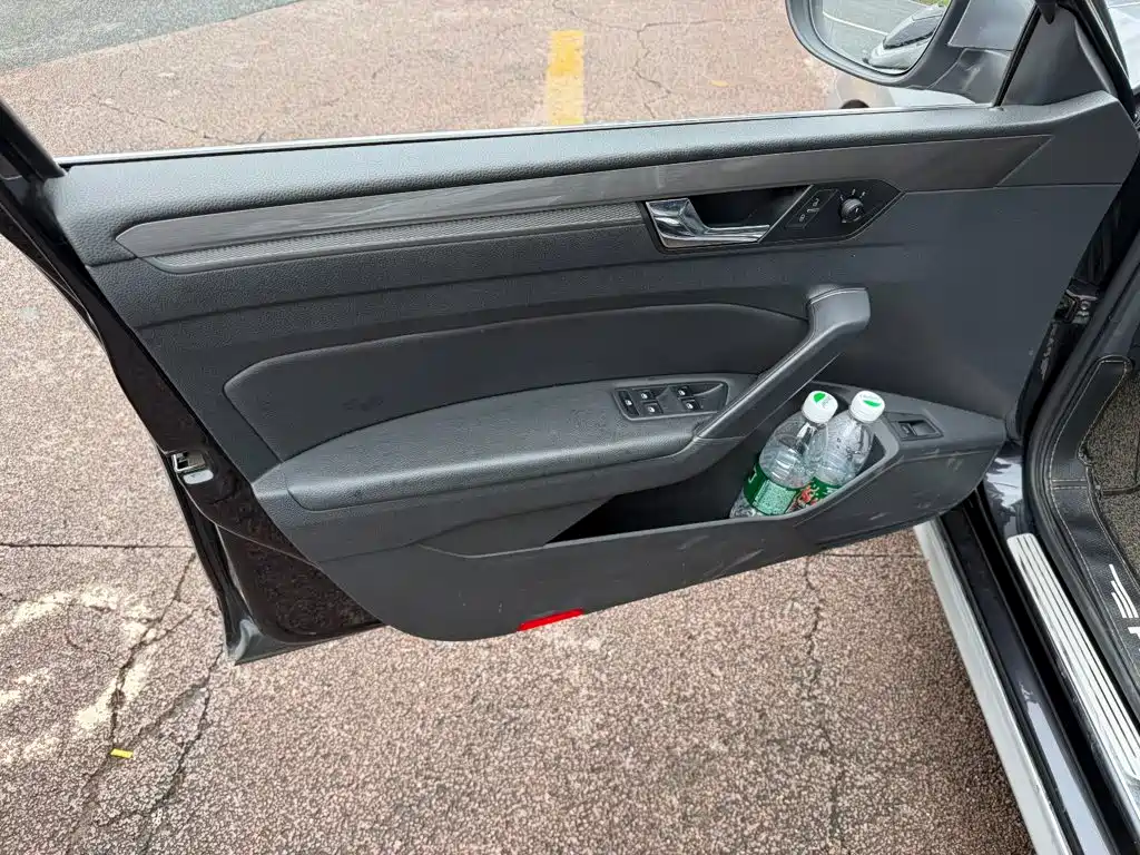 Volkswagen Passat — миниатюра 6