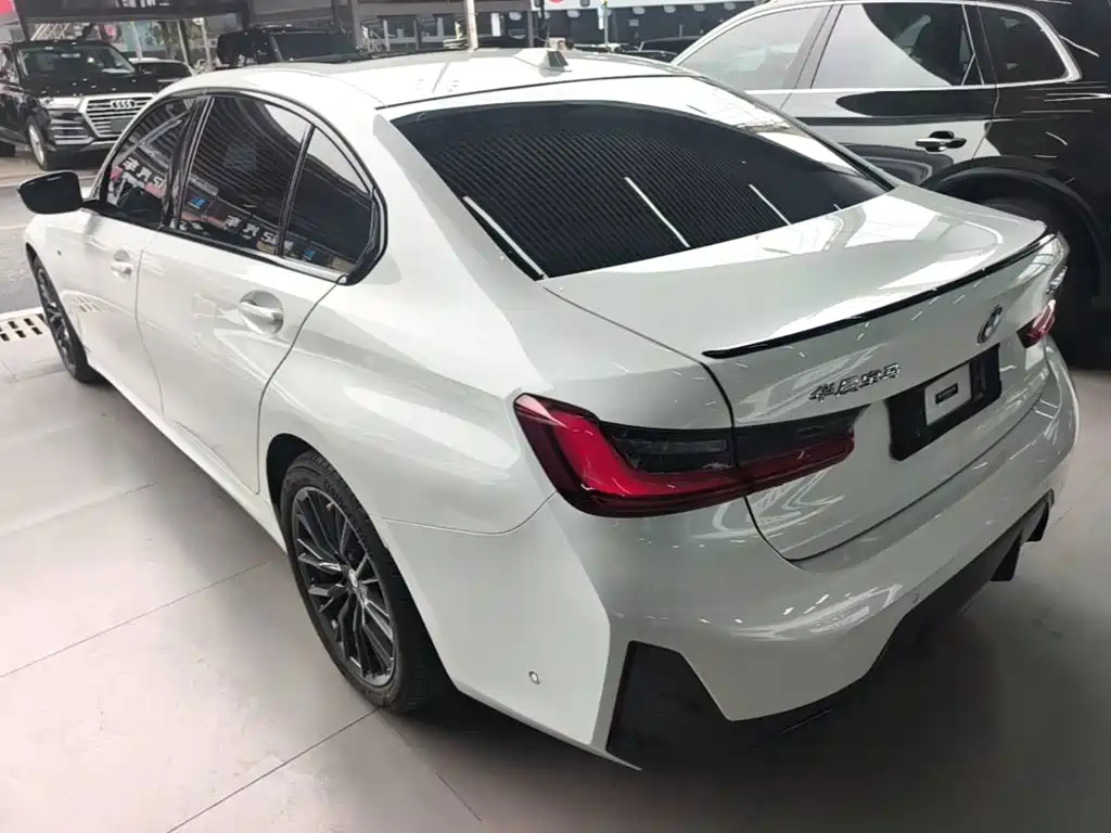 BMW 3 Series — миниатюра 5