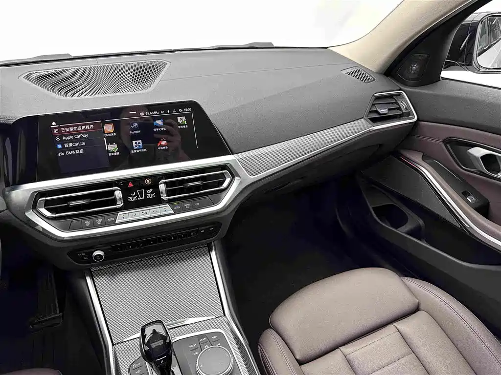 BMW 3 Series — миниатюра 15