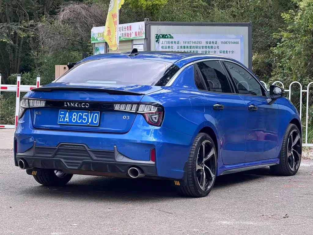 Lynk & Co 03 — миниатюра 6
