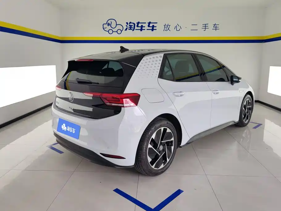 Volkswagen ID.3 — миниатюра 3