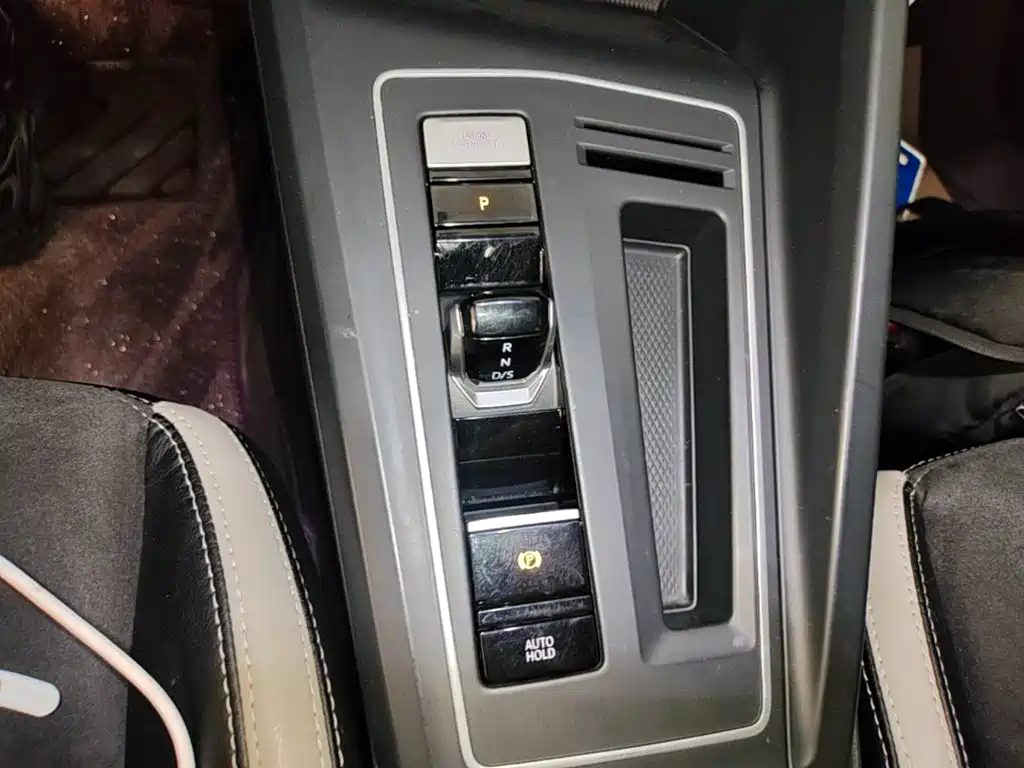 Volkswagen Golf — миниатюра 14