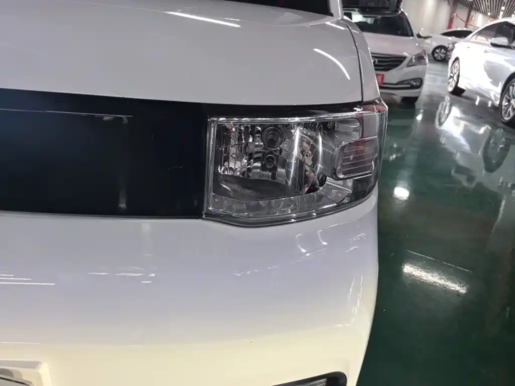 Wuling MINIEV — миниатюра 24