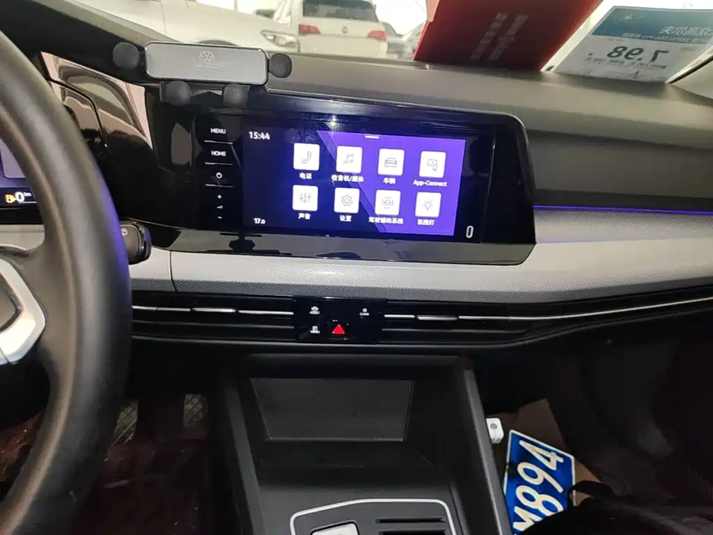Volkswagen Golf — миниатюра 13