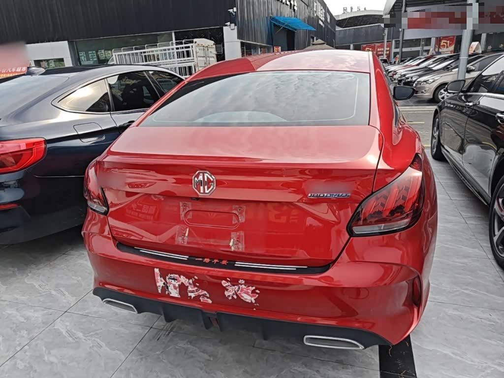 MG MG5 1.5 л 2021 г. красный/фиолетовый, пробег 37700 км