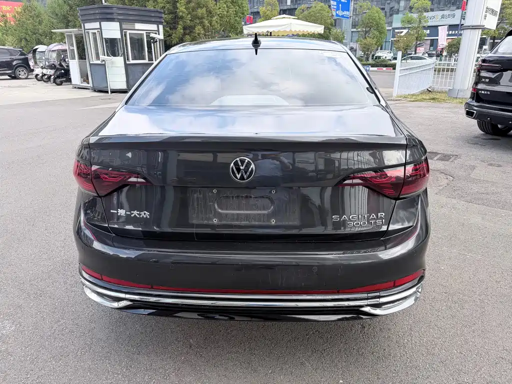 Volkswagen Sagitar — миниатюра 8