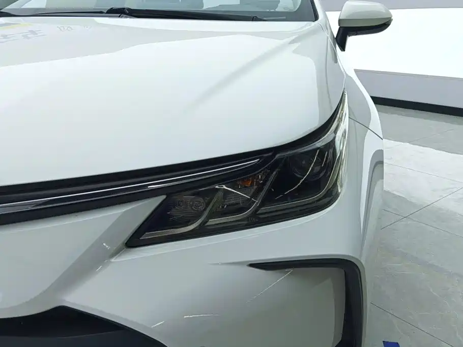 Toyota Corolla — миниатюра 5