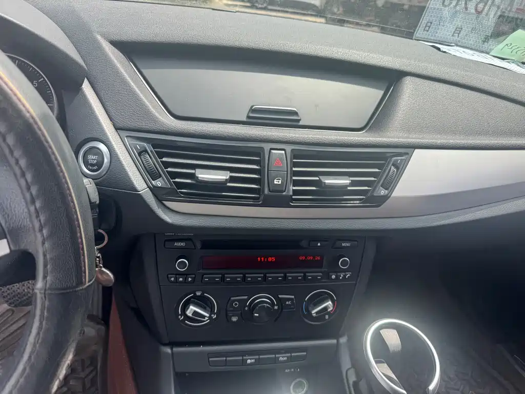 BMW X1 — миниатюра 5