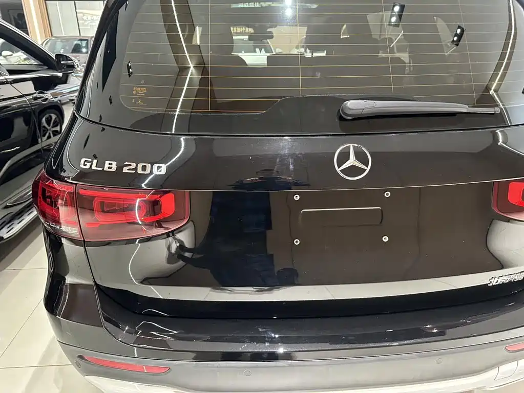 Mercedes-Benz GLB 2022 — фото 14