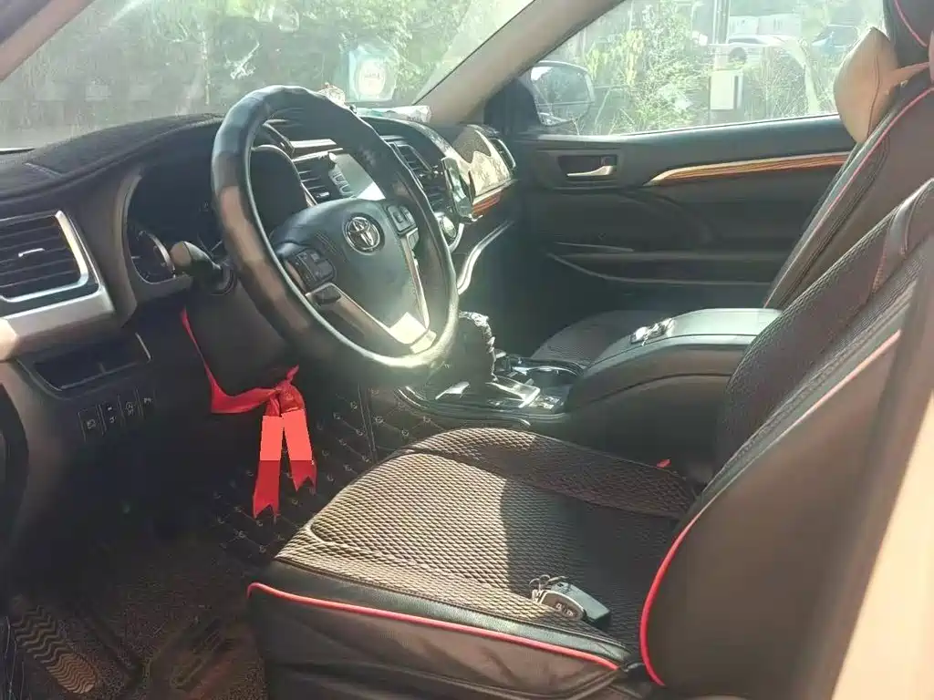 Toyota Highlander — миниатюра 3