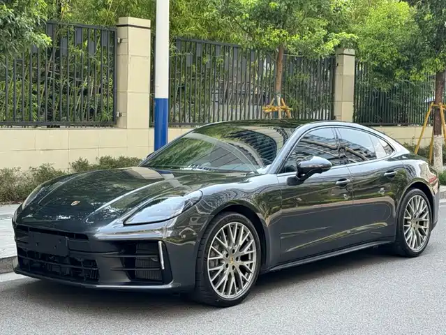 PORSCHE PANAMERA 2024