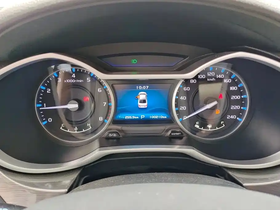 Geely Emgrand — миниатюра 14