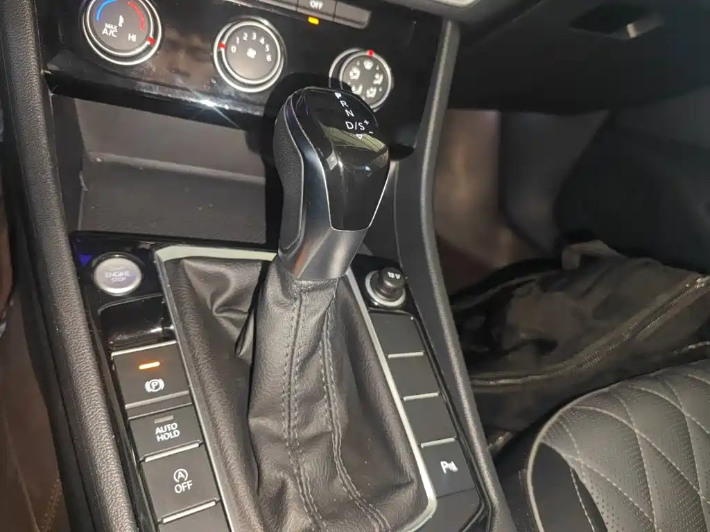 Volkswagen Sagitar — миниатюра 11
