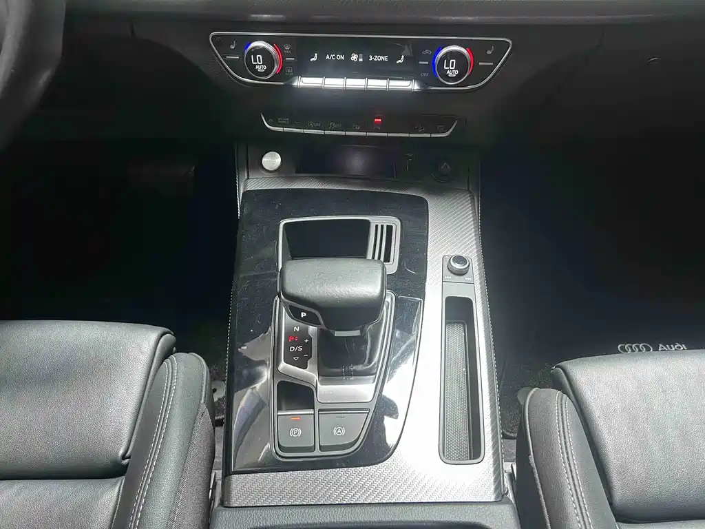 Audi Q5L — миниатюра 20