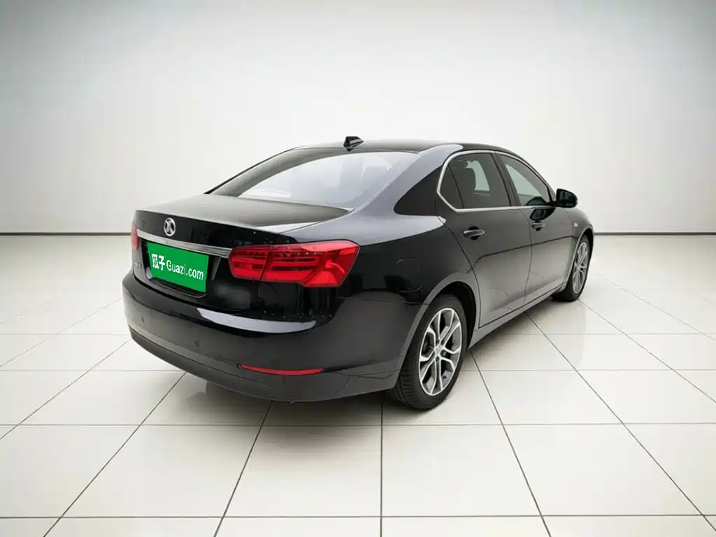 BAIC Senova D70 — миниатюра 6