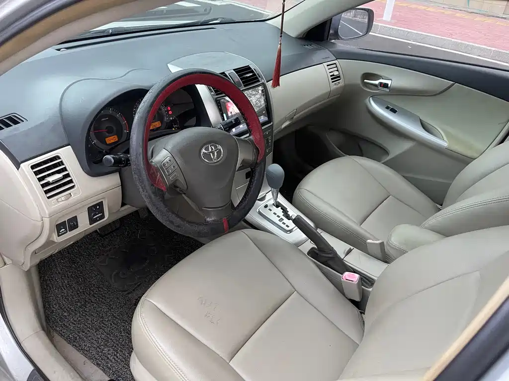 Toyota Corolla — миниатюра 4