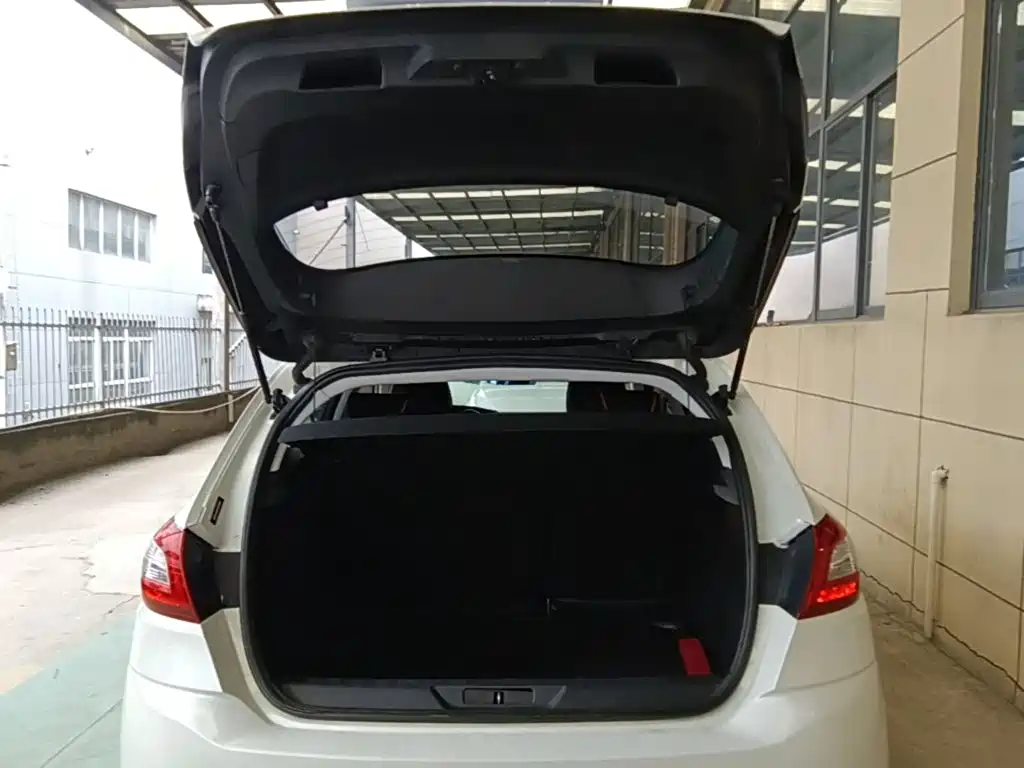 Peugeot 308S — миниатюра 19