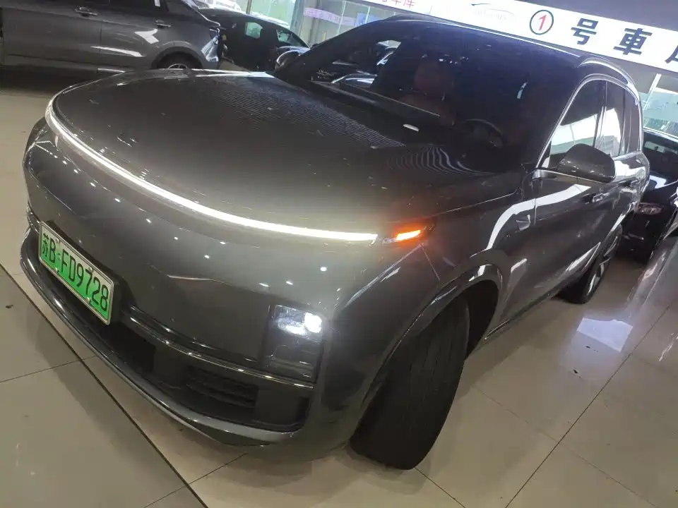 Li Auto Li L8