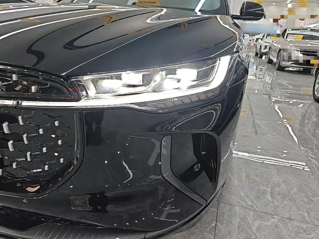 Lincoln Z — миниатюра 24