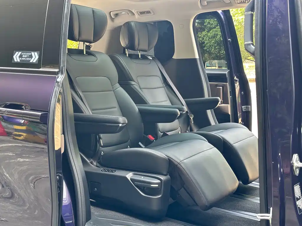 GAC Motor Trumpchi E8 PHEV — миниатюра 9