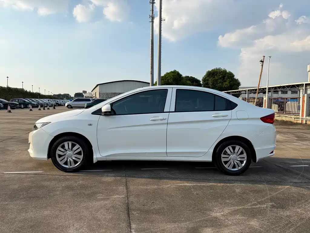 Honda City — миниатюра 6