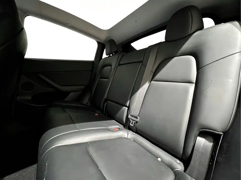 Tesla Model Y 2021 3D7