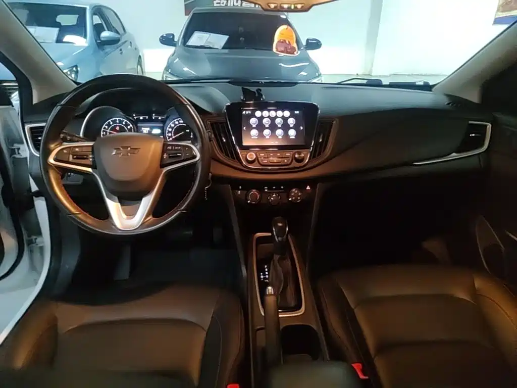 Chevrolet Monza — миниатюра 10