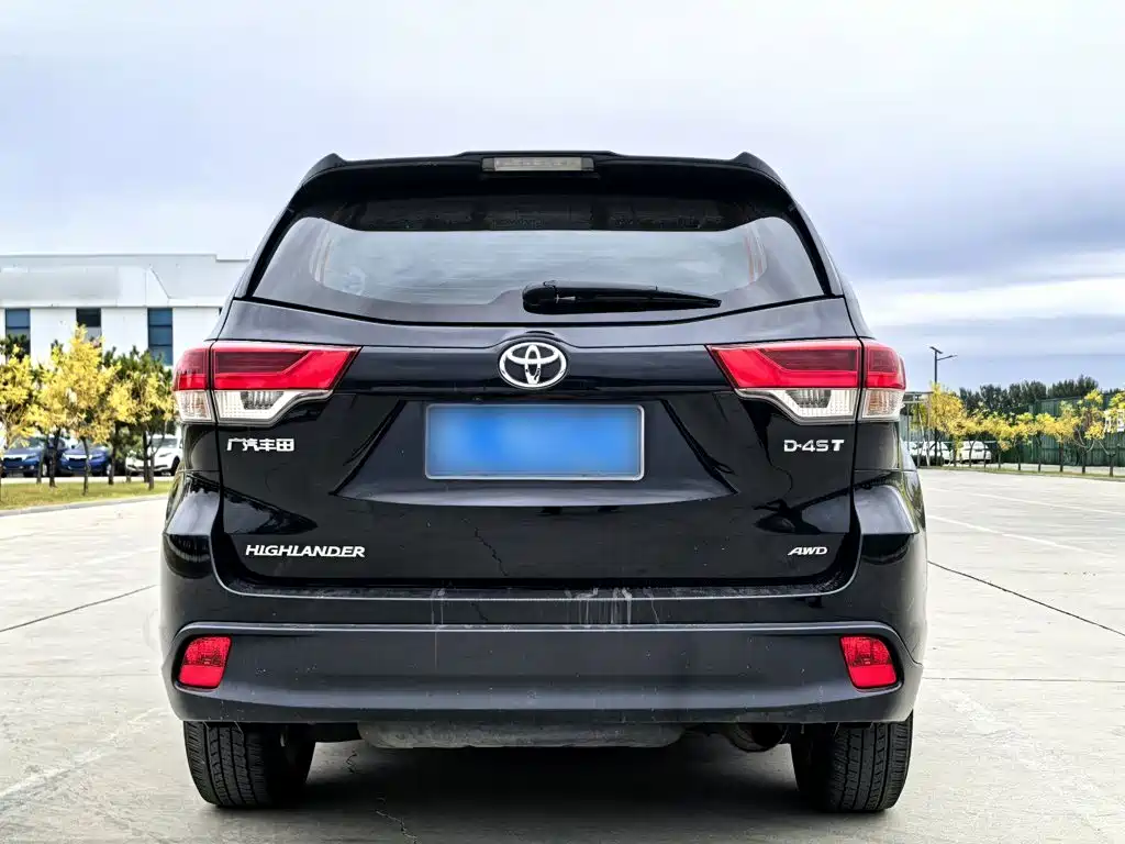 Toyota Highlander — миниатюра 3