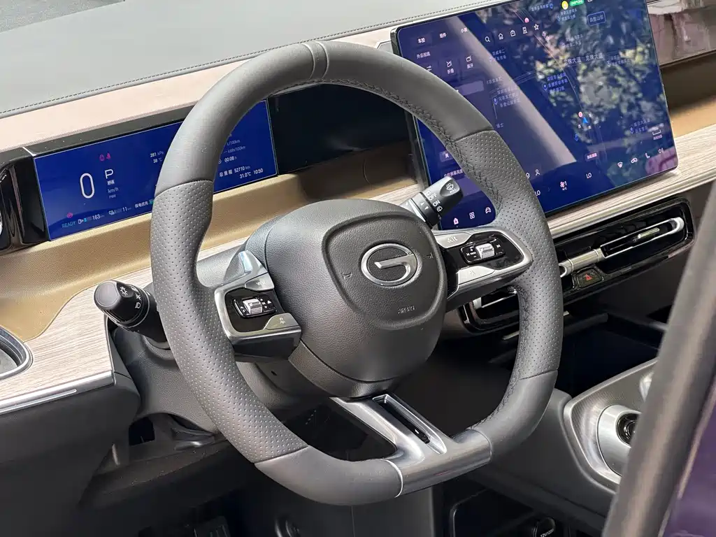 GAC Motor Trumpchi E8 PHEV — миниатюра 10
