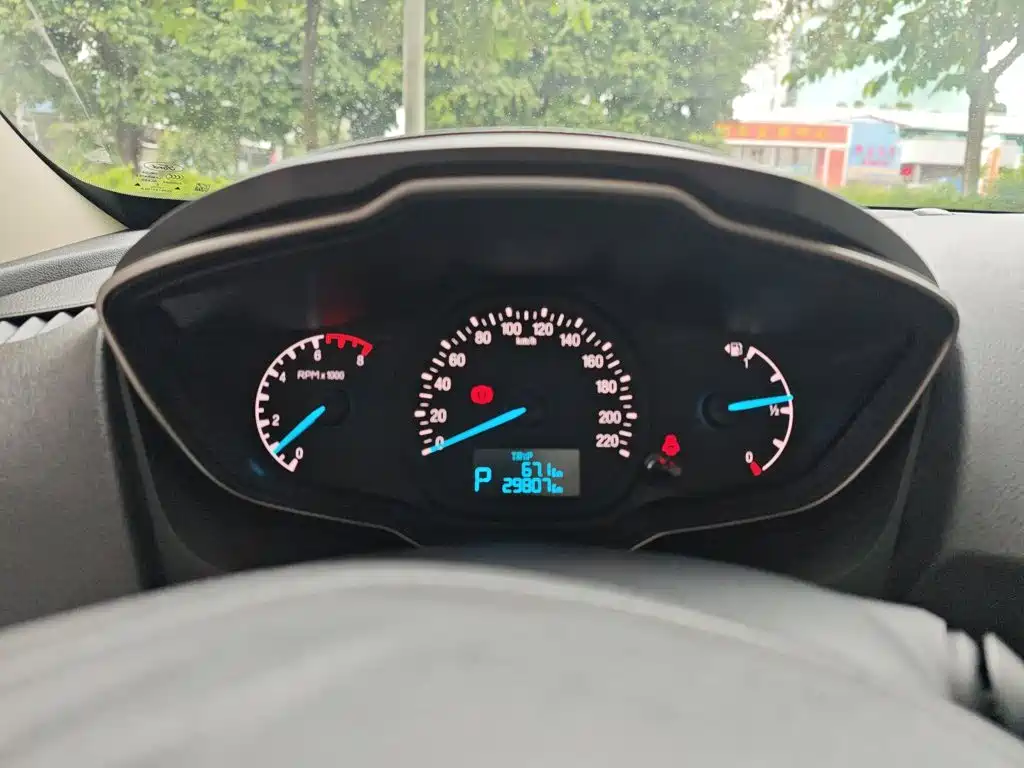 Ford Escort — миниатюра 12