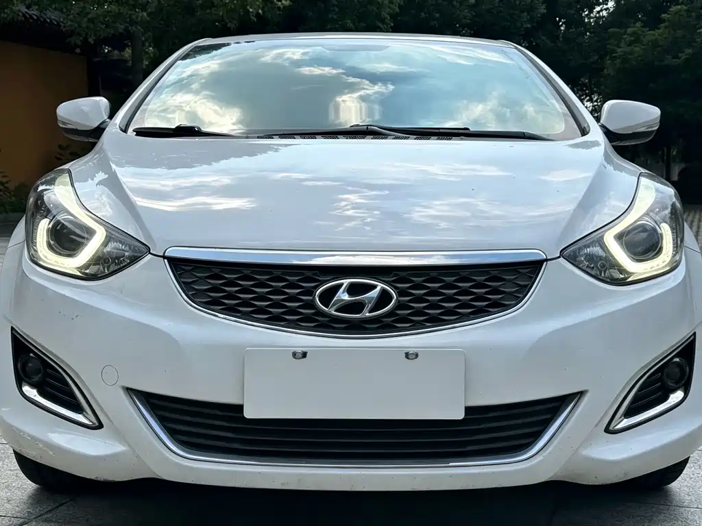 Hyundai Elantra Langdong — миниатюра 2