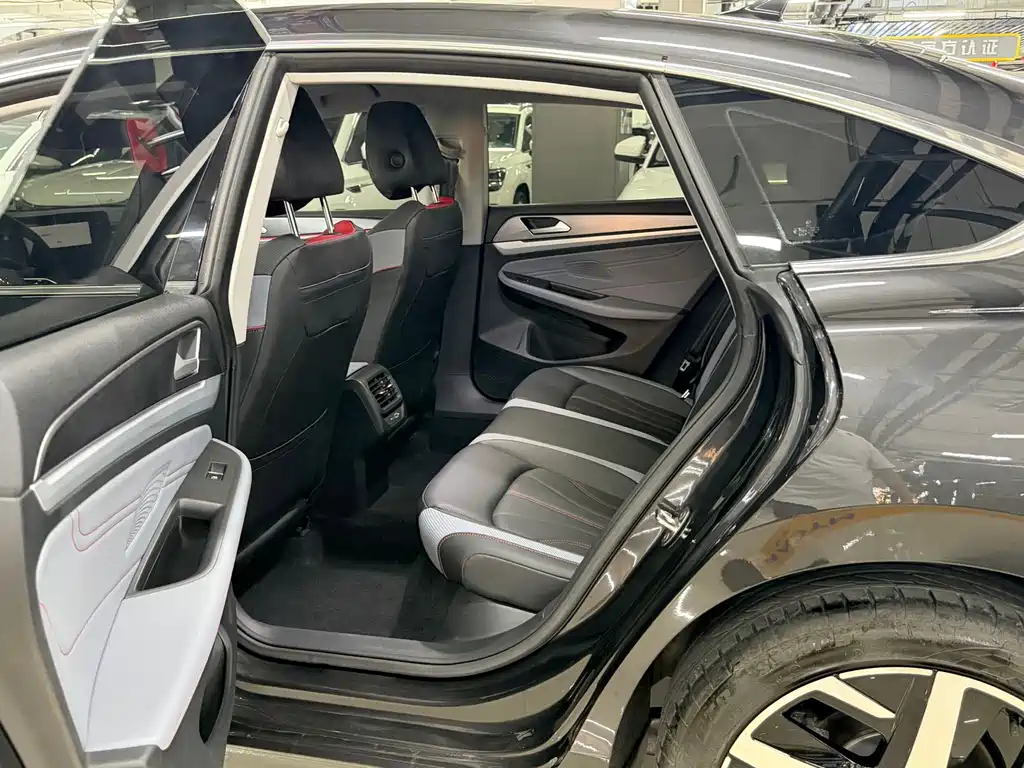 Volkswagen Lamando — миниатюра 9