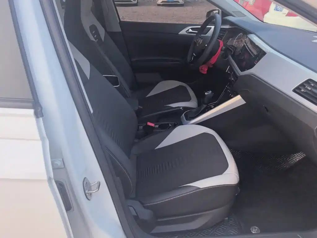 Volkswagen Polo — миниатюра 25