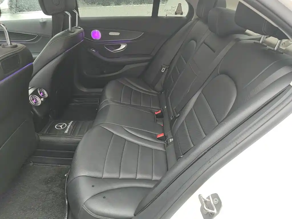 Mercedes-Benz C-Class — миниатюра 17