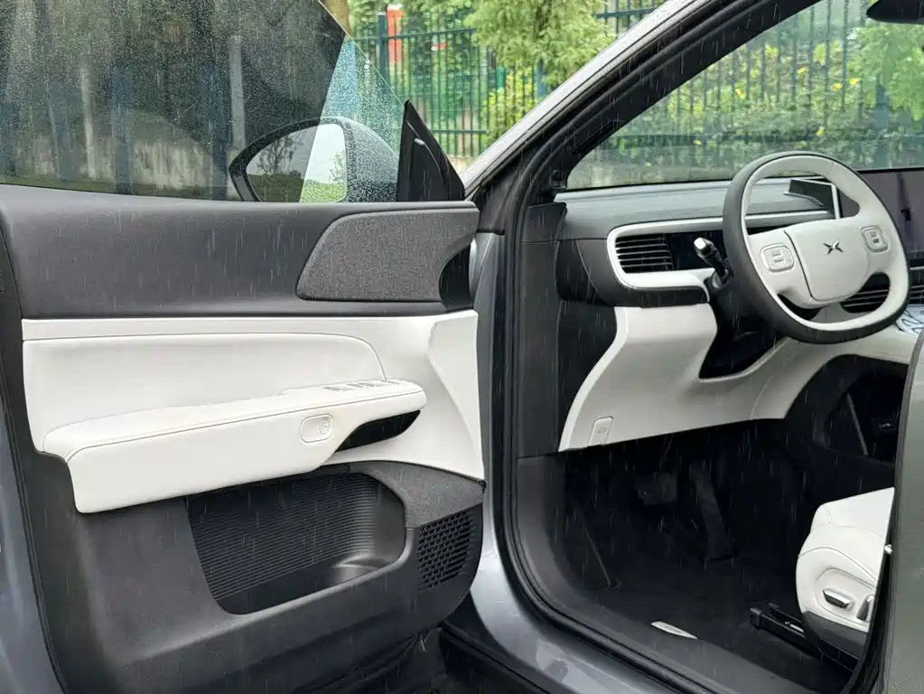 XPeng G6 — миниатюра 10