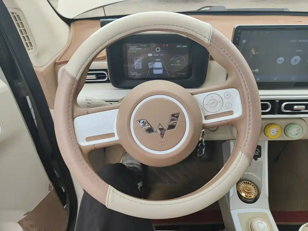 Wuling MINIEV — миниатюра 11