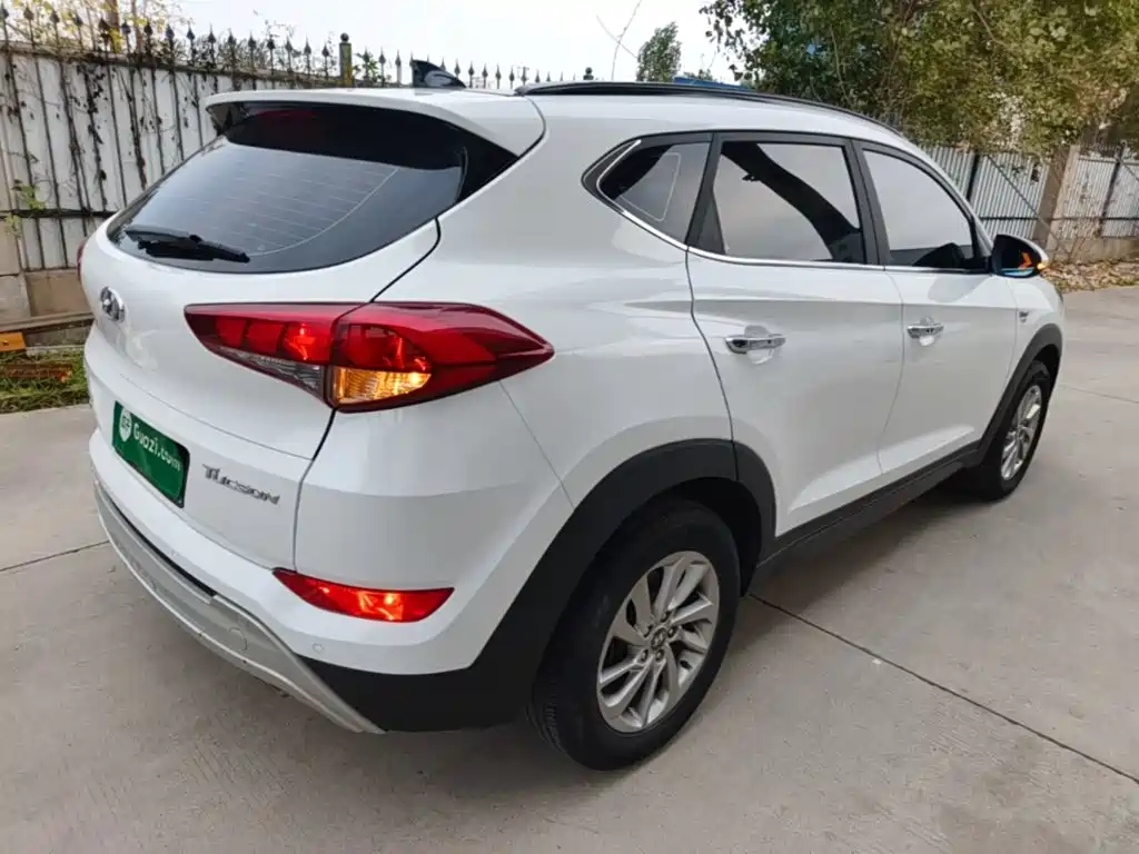 Hyundai Tucson — миниатюра 7